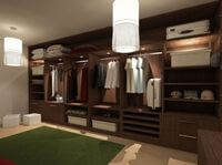 Классическая гардеробная комната из массива с подсветкой Тюмень